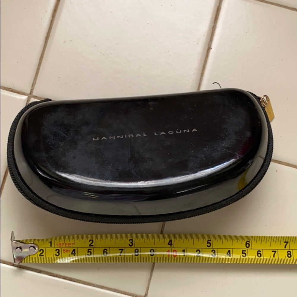 Hannibal Laguna glasses case in good condition